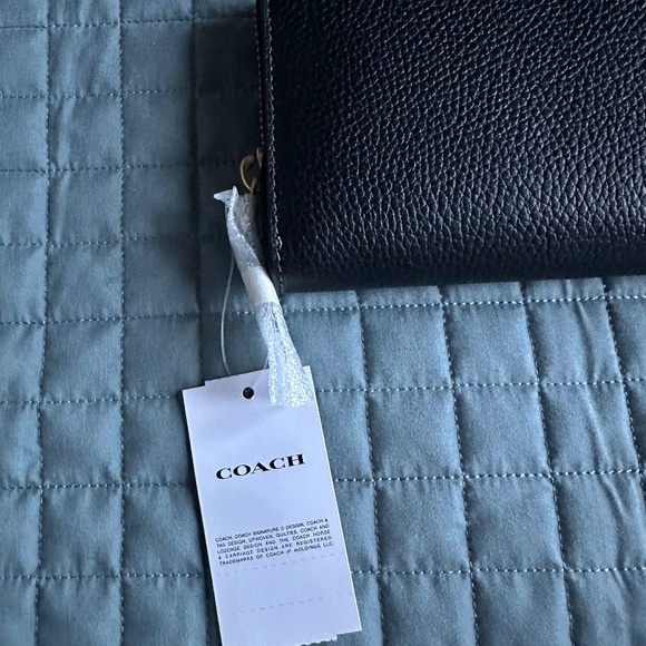 COACH ESSENTIAL ACCORDIAN ZIP LEATHER WALLET BLACK - Picture 6 of 9